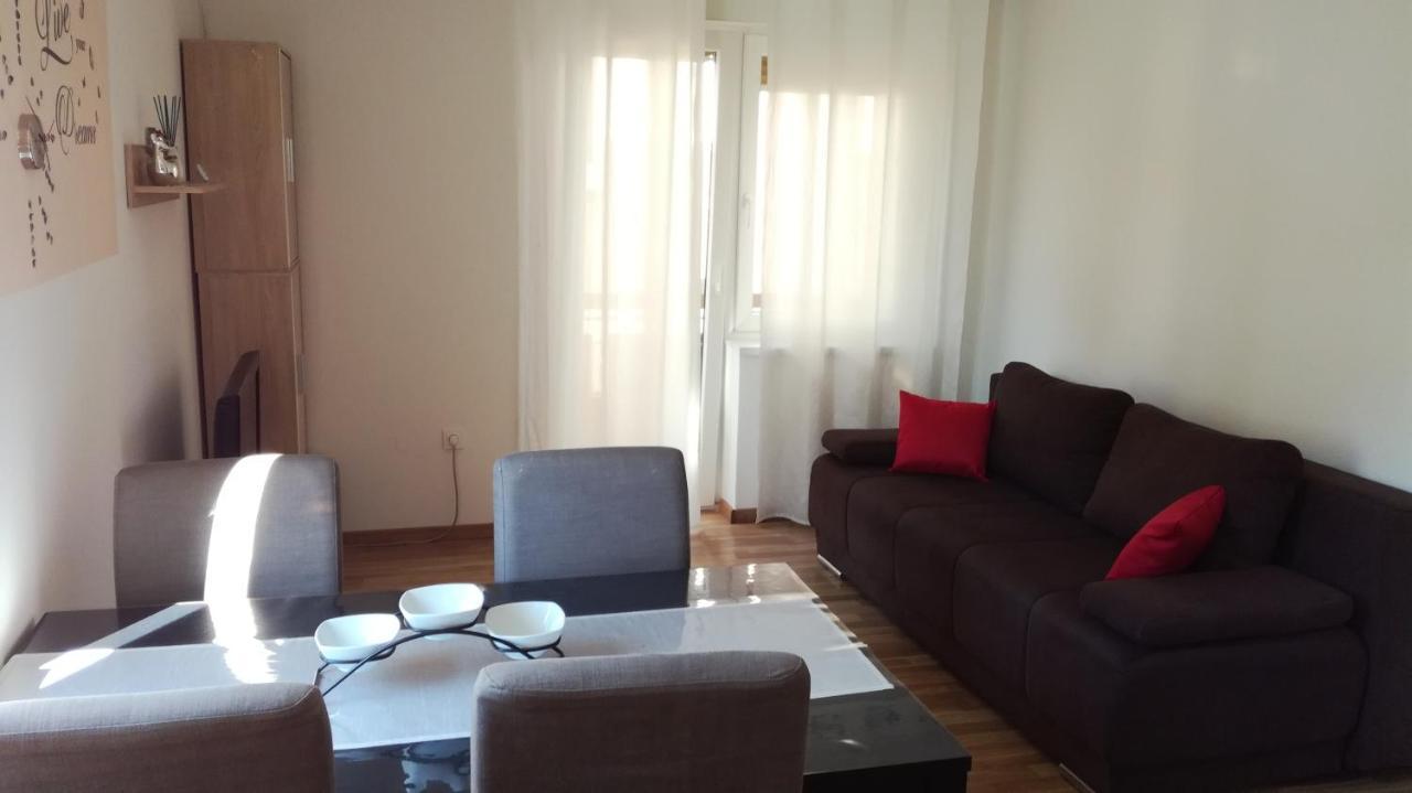 Apartma Ema Izola Esterno foto