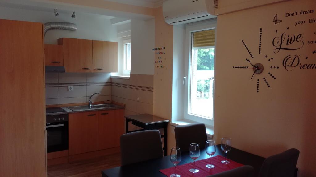 Apartma Ema Izola Esterno foto