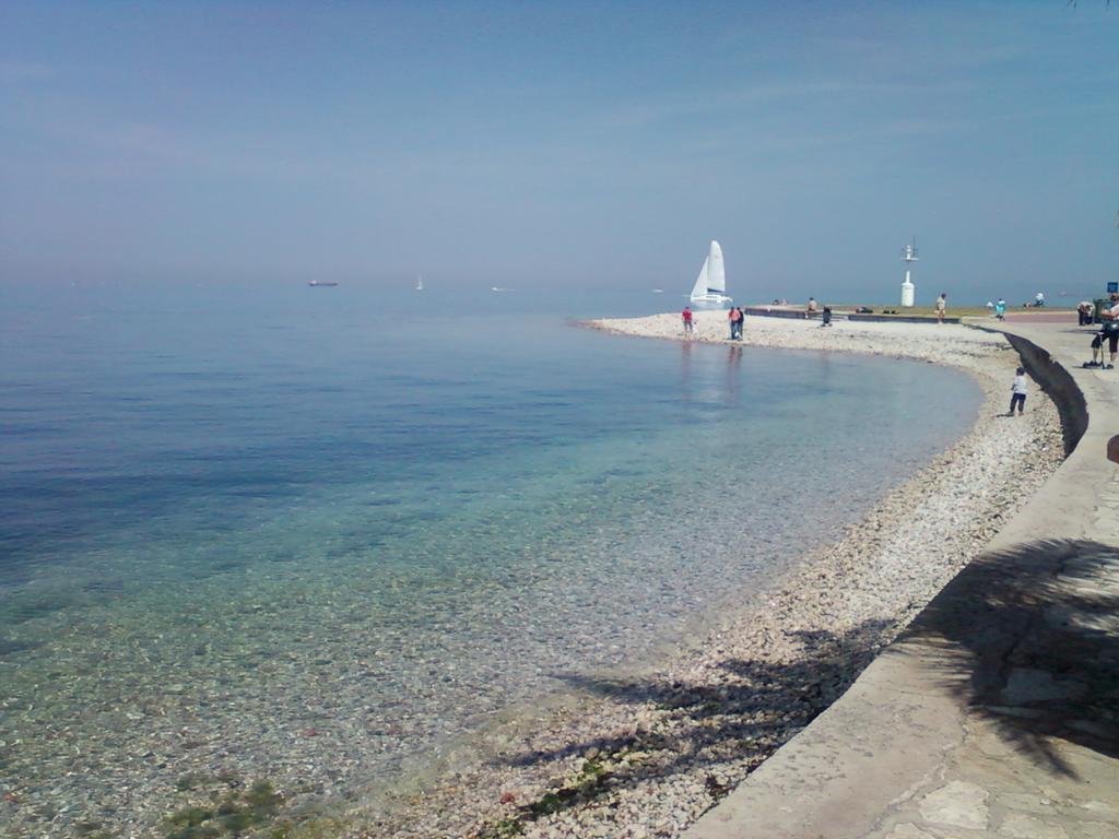 Apartma Ema Izola Esterno foto